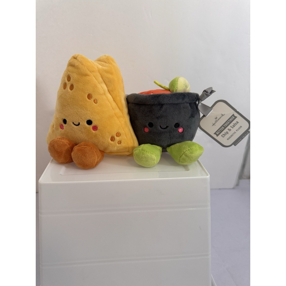 HALLMARK Better Together CHIP and SALSA Magnetic Plush Set Love Friend Gift NWT